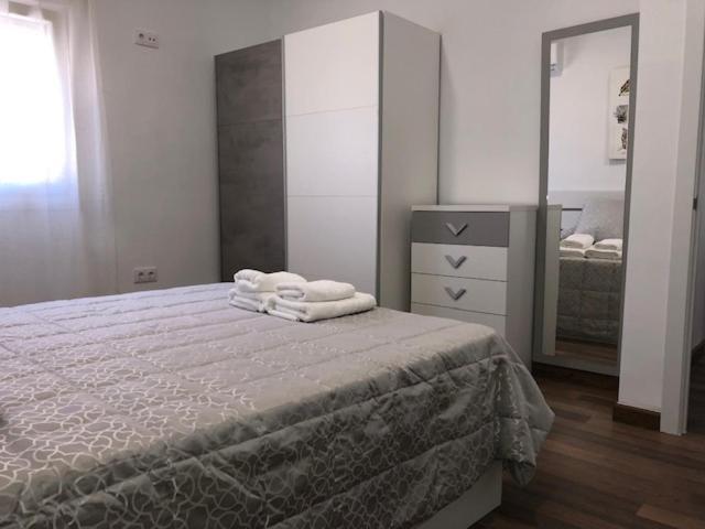 Rg Apartamentos Almeria Exterior photo