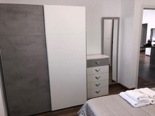 Rg Apartamentos Almeria Exterior photo